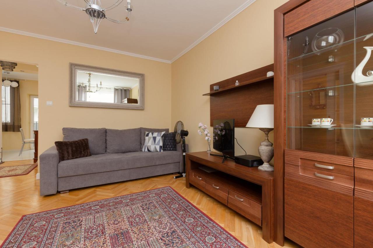 Miodowa Apartment Krasinski Garden Warsaw By Noclegi Renters Exterior foto